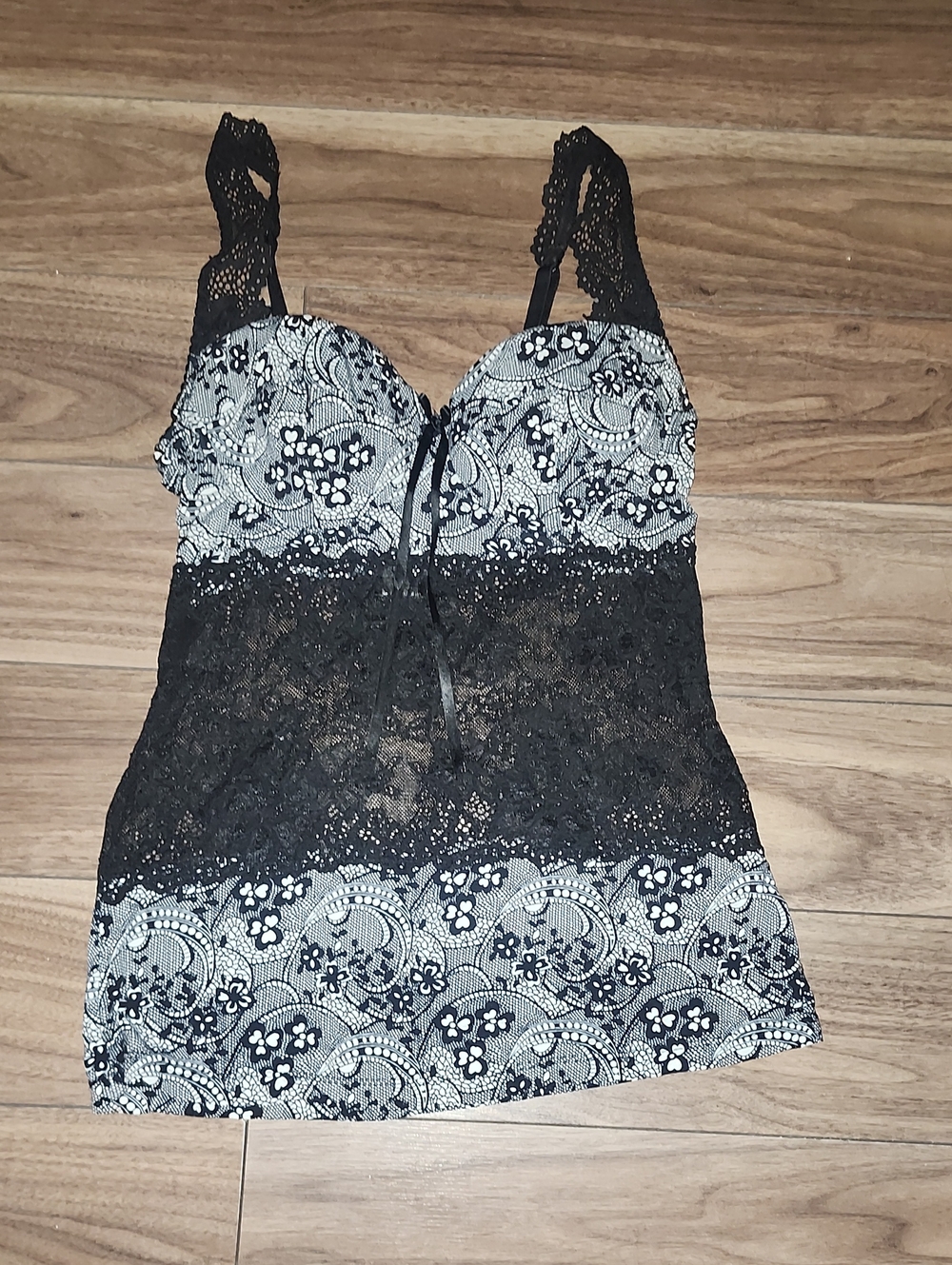 3/$18🔥Black & White Camisole Top With Details Lace Night Wear